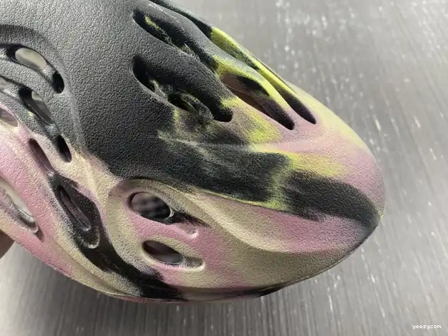 Adidas RNR Carbon IG9562 Foam Yeezy MX 0705
